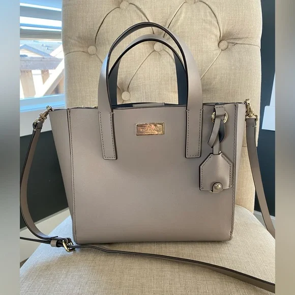 Kate Spade Tote - Picture 1 of 5